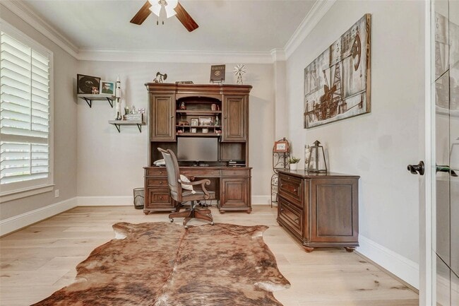 Photo - 5323 Lake Hill Farm Way