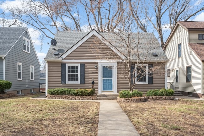 Building Photo - 2820 Idaho Ave S