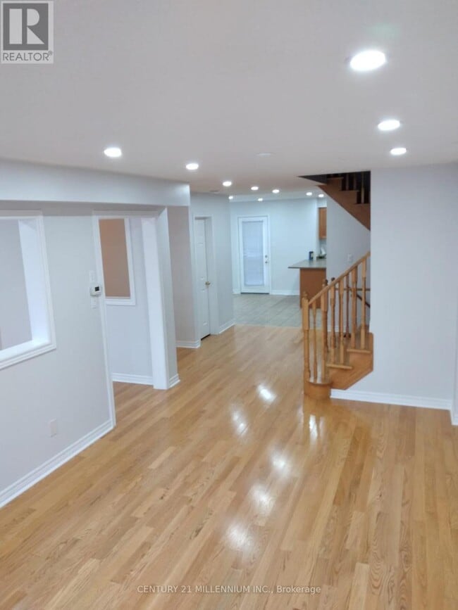 Photo - 23 Pefferlaw Cir