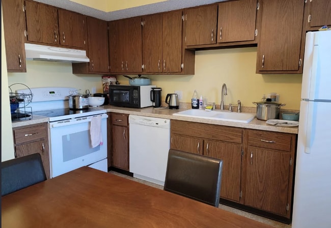 Photo - 1605 Lyndhurst Dr