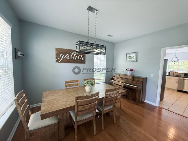 Photo - 833 Paran Oaks Dr