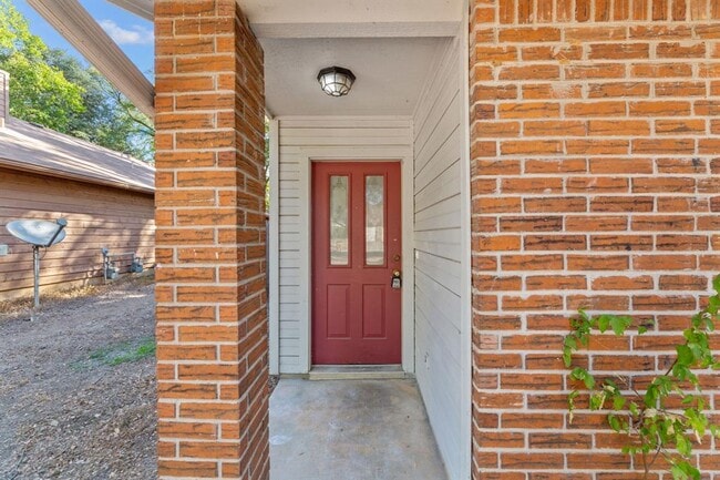 Photo - 2518 Howellwood Way