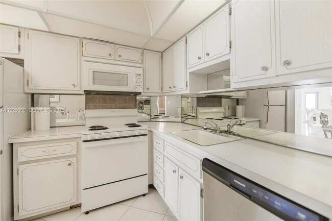 Photo - 1950 S Ocean Dr