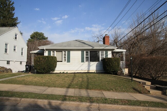 Photo - 115 Crestmont Ave