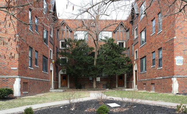 2805 Digby Ave