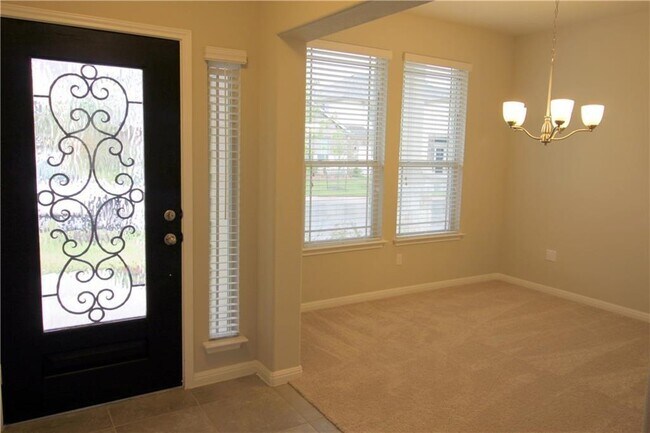 Photo - 11000 Bruneau Trail