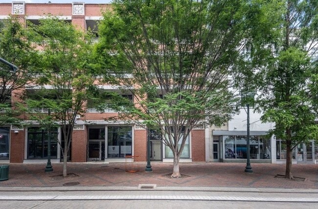 Photo - 95 S Main St