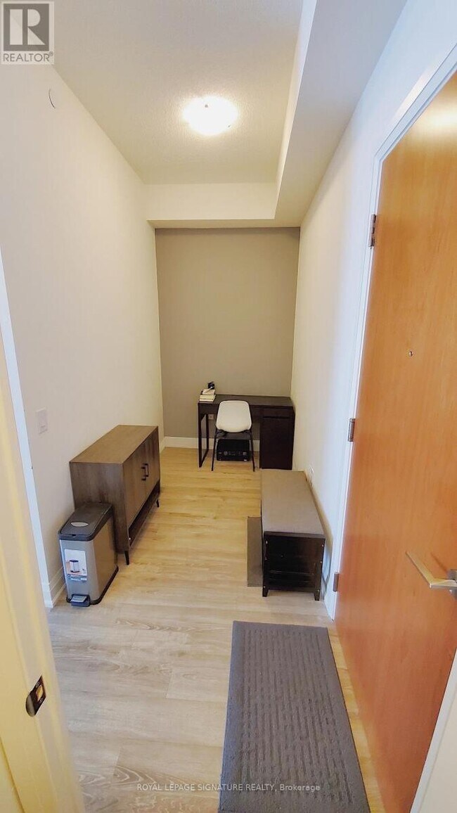 Photo - 2800 Keele St Unit 610