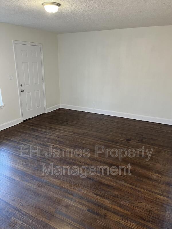 Photo - 1627 N Denver Ave