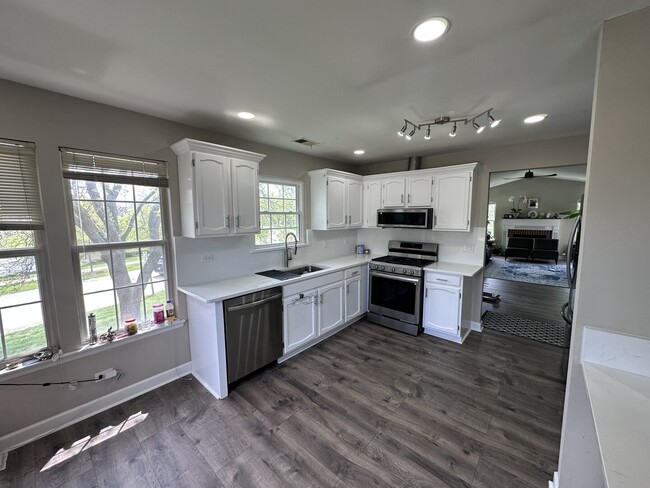 Photo - 202 E Fabish Dr Unit 202