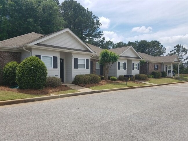 Photo - 807 Harvard Dr