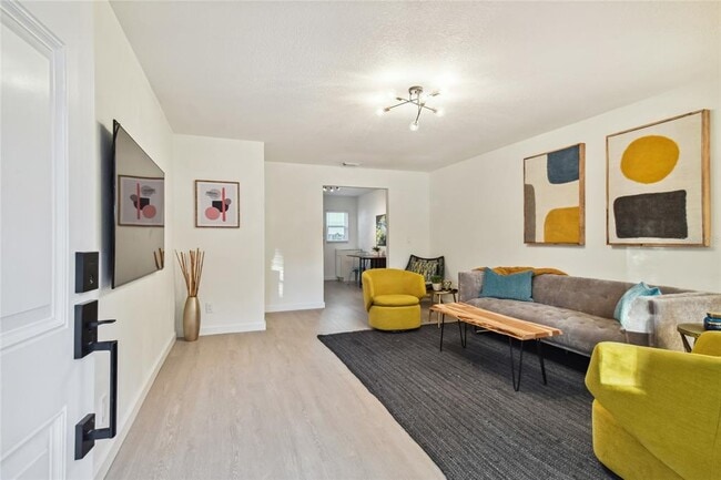 Photo - 6422 S Adelia Ave