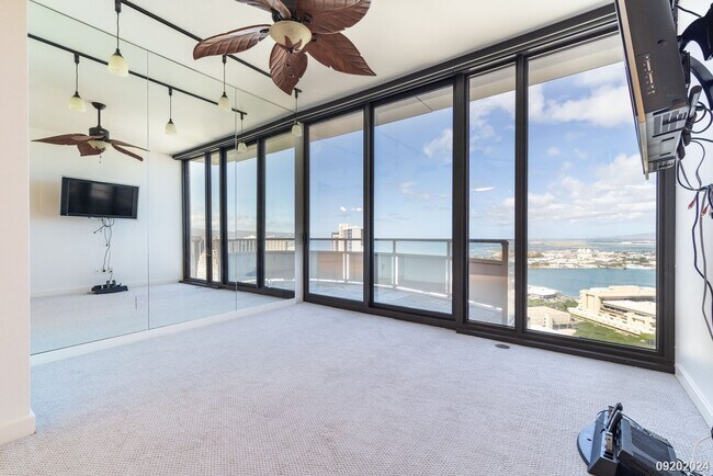 Photo - 2BR/2BA/2PKG in Keola Lai, Kakaako. Ocean, city & sunset views!