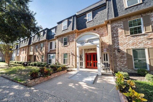 Building Photo - 353 N Post Oak Ln Unit 729