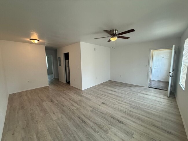 Building Photo - 1043 Monet Dr Unit AM 1043-D Monet