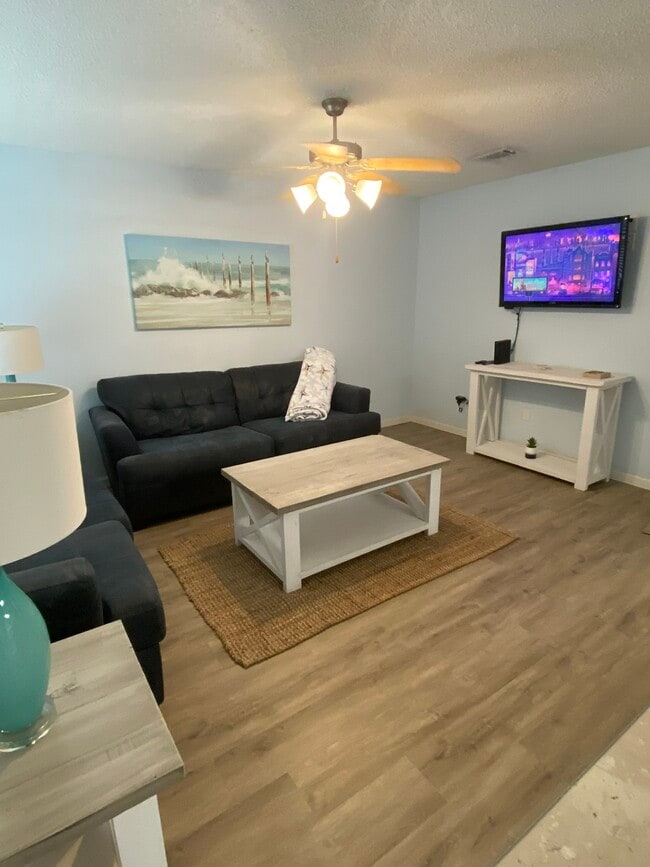 Photo - 5080 Gautier Vancleave Rd