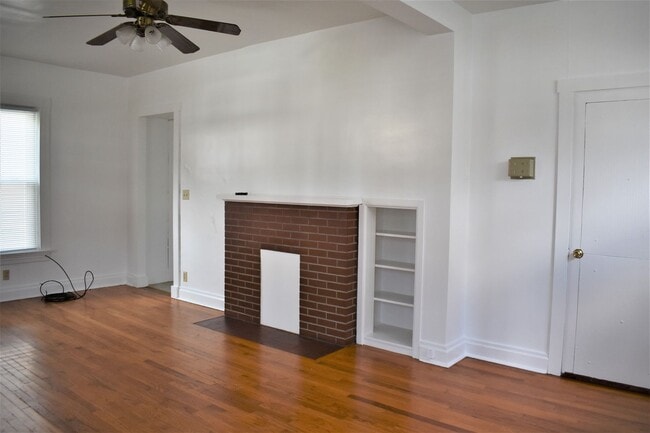 Photo - 542 Oak St Unit 542-1