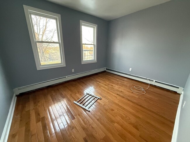 Photo - 139 W 54th St Unidad 3R