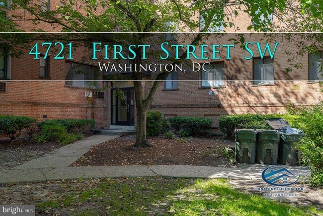 Photo - 4721 1st St SW Unit 203