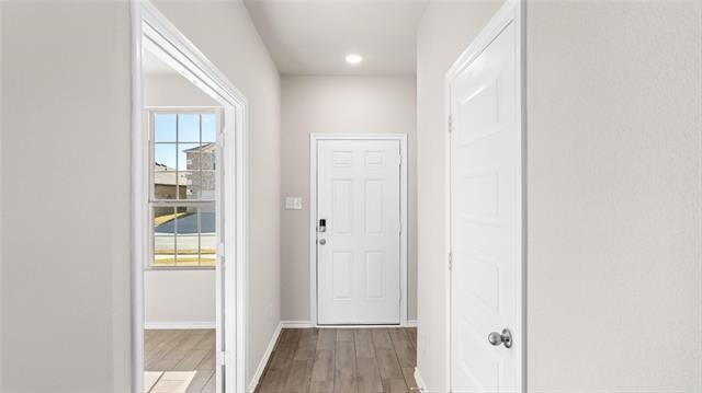 Photo - 948 Ravenwood Ln