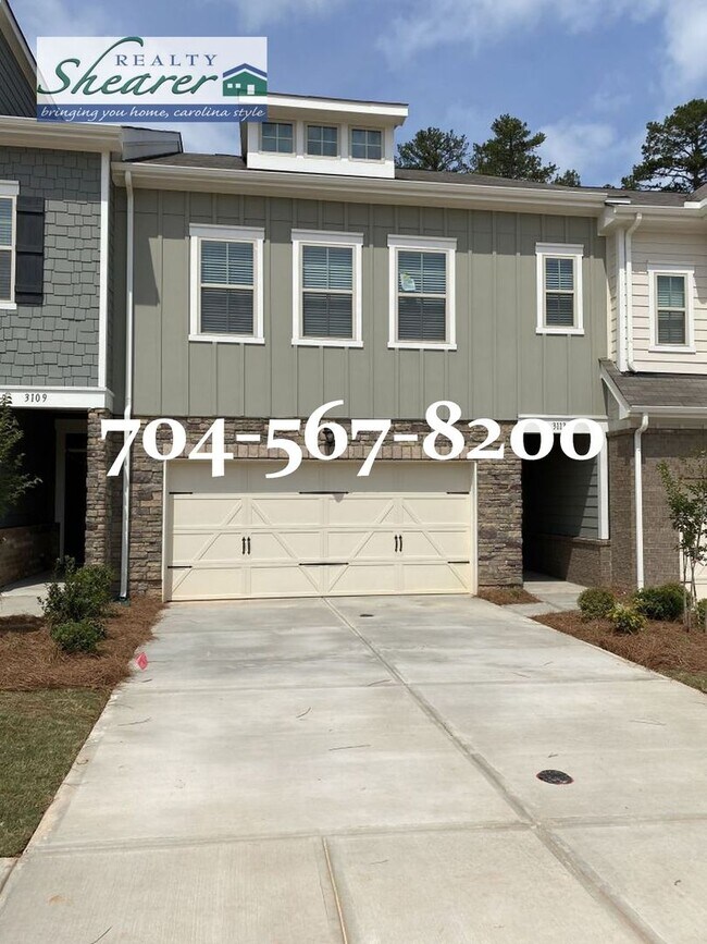Newer 3 Bedroom Townhome in Matthews - Newer 3 Bedroom Townhome in Matthews