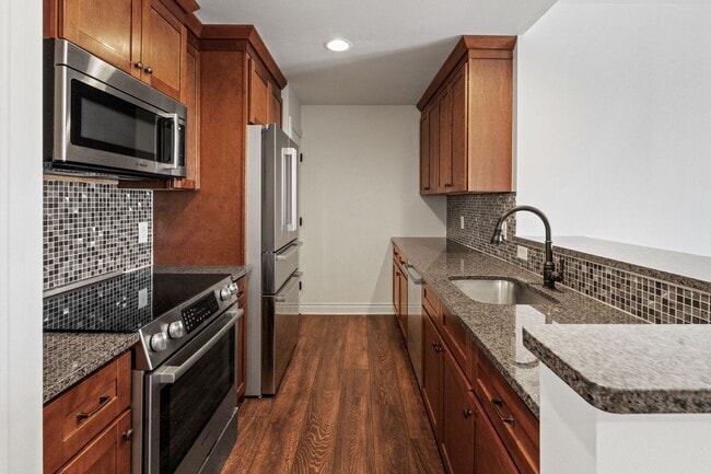 Photo - Exquisite Condo in Prime Plymouth Location