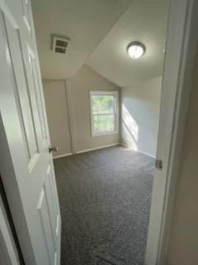Photo - Fully Remodeled 2 Bedroom 1 Bath Home