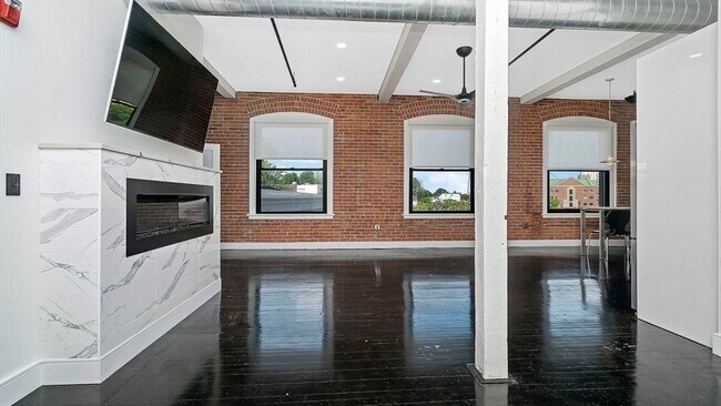 Photo - 244 Brighton Ave Unit 305