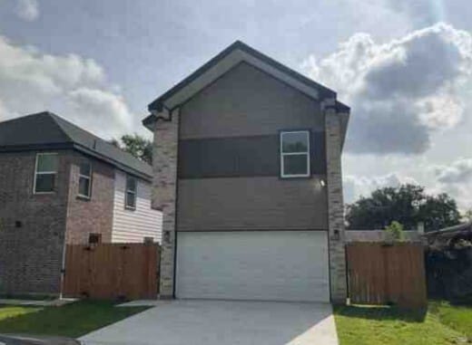 Building Photo - 5614 Hollow Pines Dr