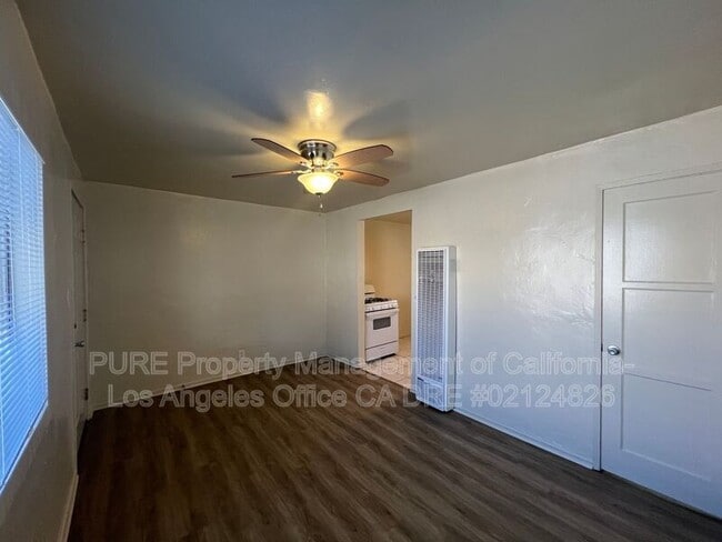 Building Photo - 2219 Pacific Coast Highway Rental