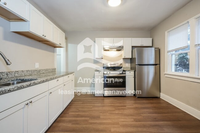 Photo - 1346 N Johnson St