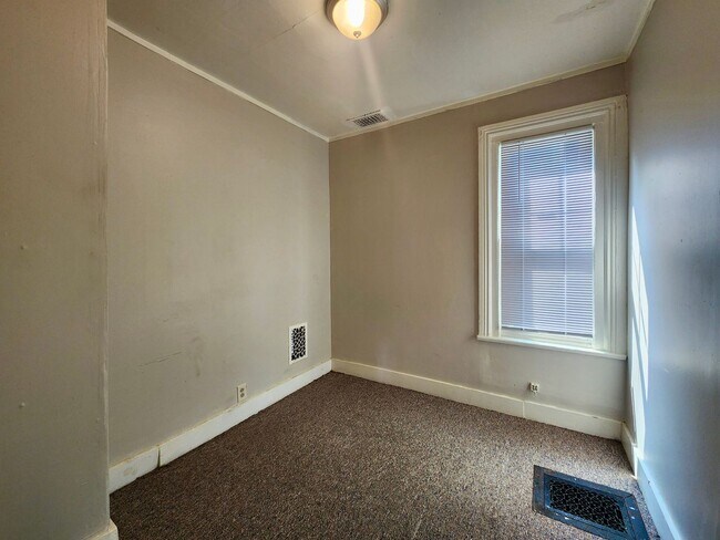 Photo - Single family home | 4bd/2ba Near UofR and...