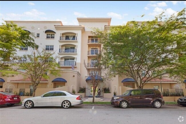 Building Photo - 118 Zamora Ave Unit 307 Rental