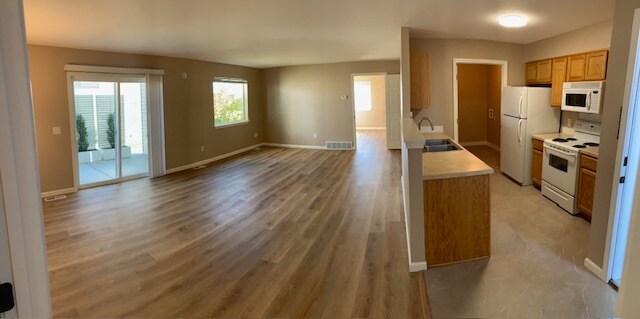 Photo - 712 Oakmont Rd