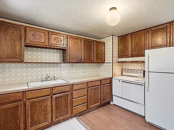 Photo - 2628 W Olympic Ave