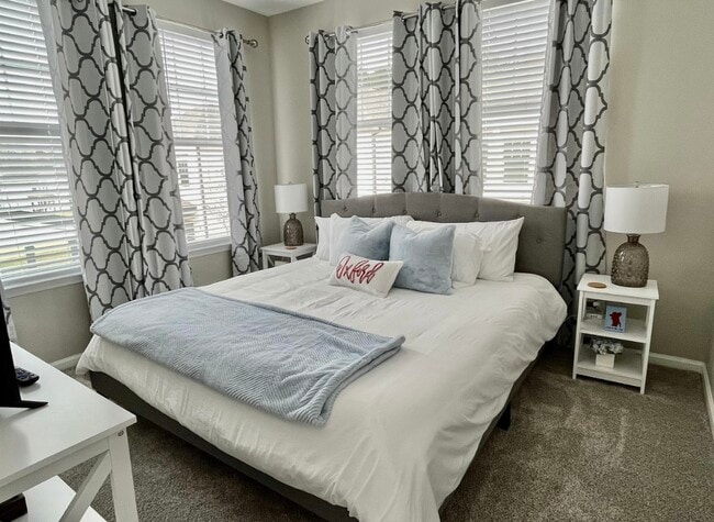 Photo - 518 Olive Branch Way