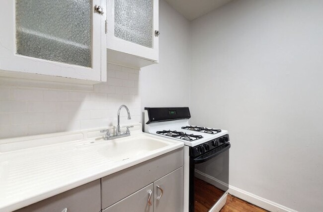 Photo - Ramon Apartments