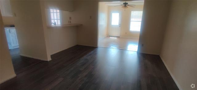 Building Photo - 376 Valley Park Dr Rental