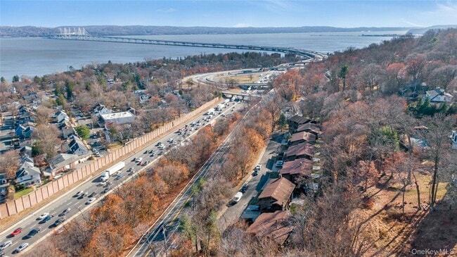 Photo - 15 Longview Ct