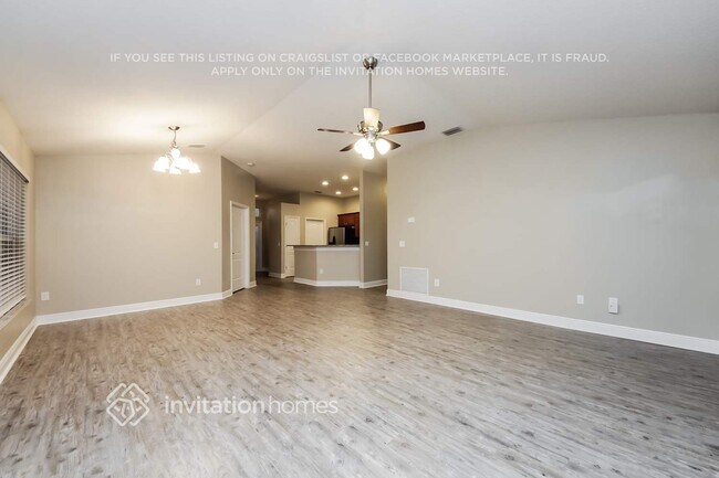 Photo - 1297 Alaqua Way