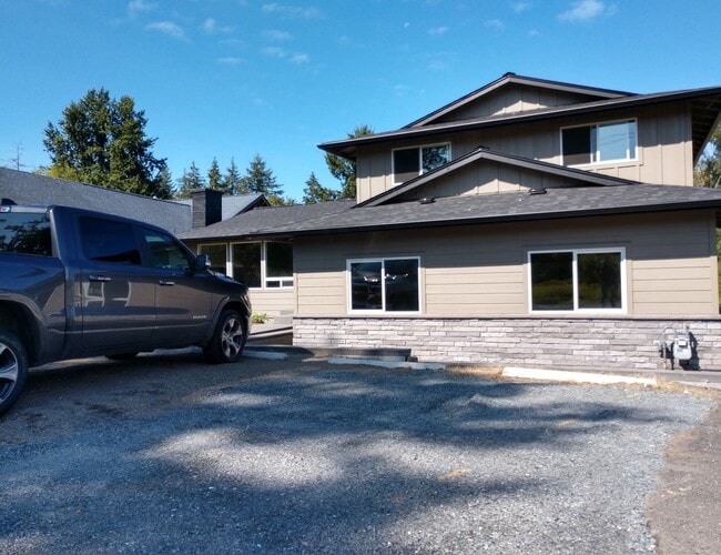 Building Photo - 2235 Electric Ave