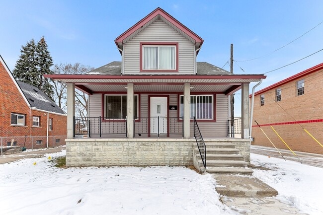 Building Photo - 7645 Fisher Ave
