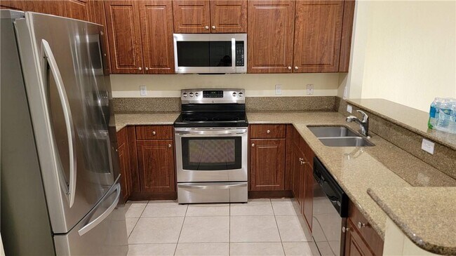 Photo - 2864 SW 83rd Ave