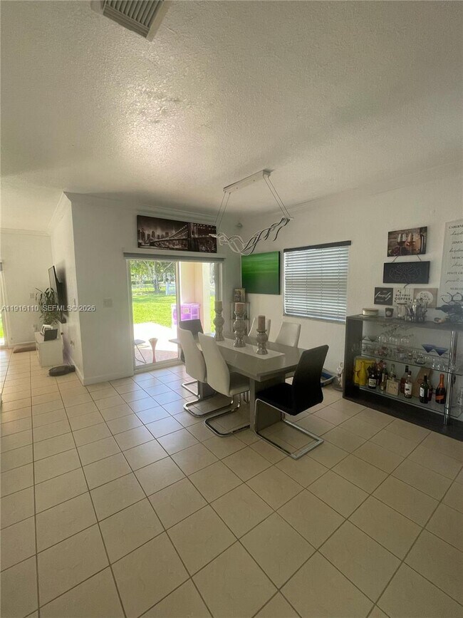 Photo - 3102 NE 3rd Dr