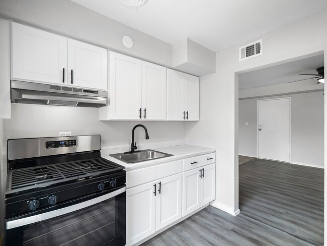 Photo - Heights Garden Apartments