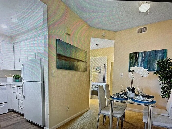 Photo - "Cozy 1-Bedroom Retreat in San Jose - Perfect for Your Urban Lifestyle!"