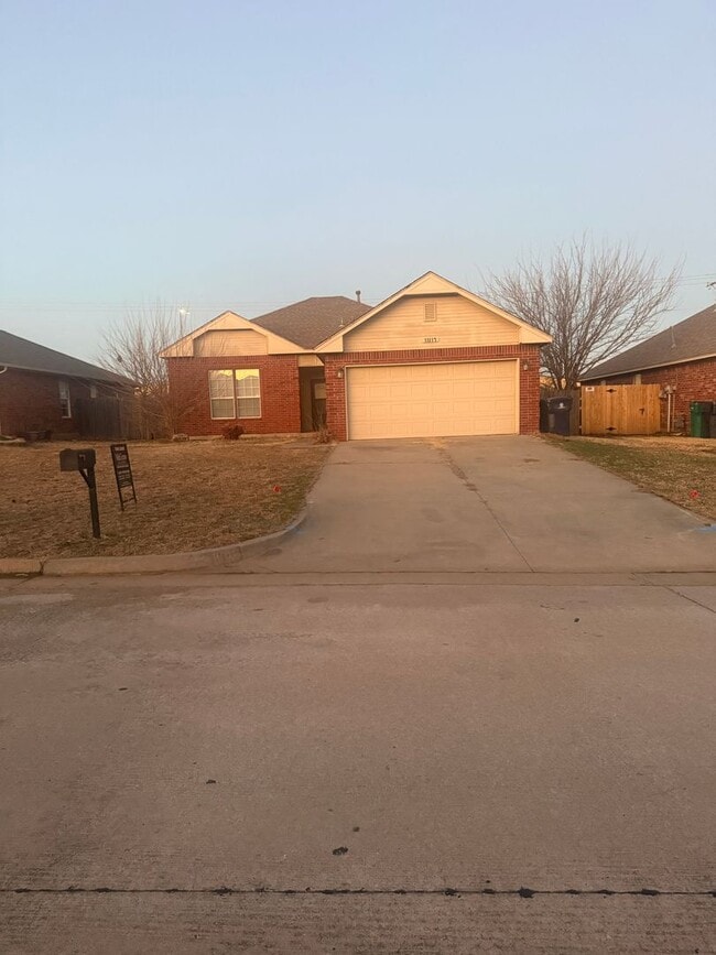 Building Photo - 11817 NW 7th St