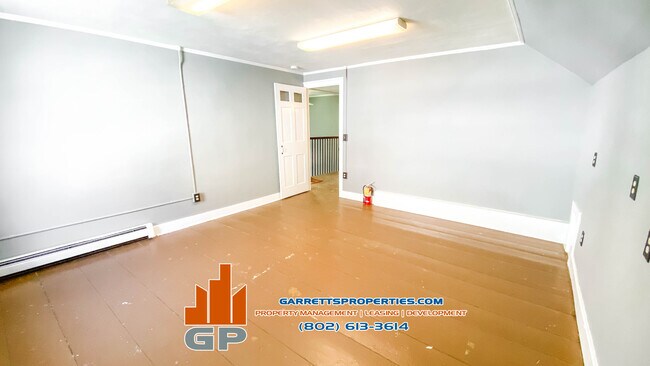 Photo - 102 S Main St Unit 4