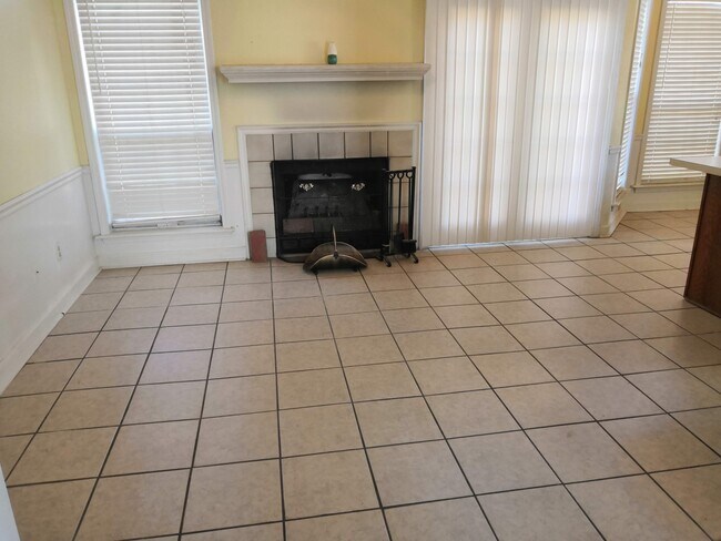 Photo - 5472 Sweetwater Ln
