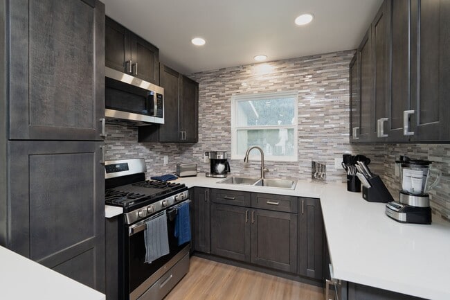 Photo - New Charming ADU!!! 1 Bed/1 Bath 490 Sq. F...